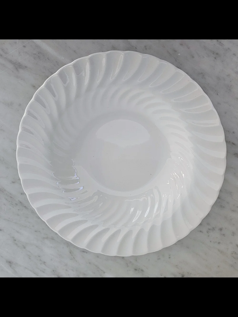 Johnson Bros England White Swirl Rim Soup Bowls Set of 6 Vintage - Picture 3 of 5